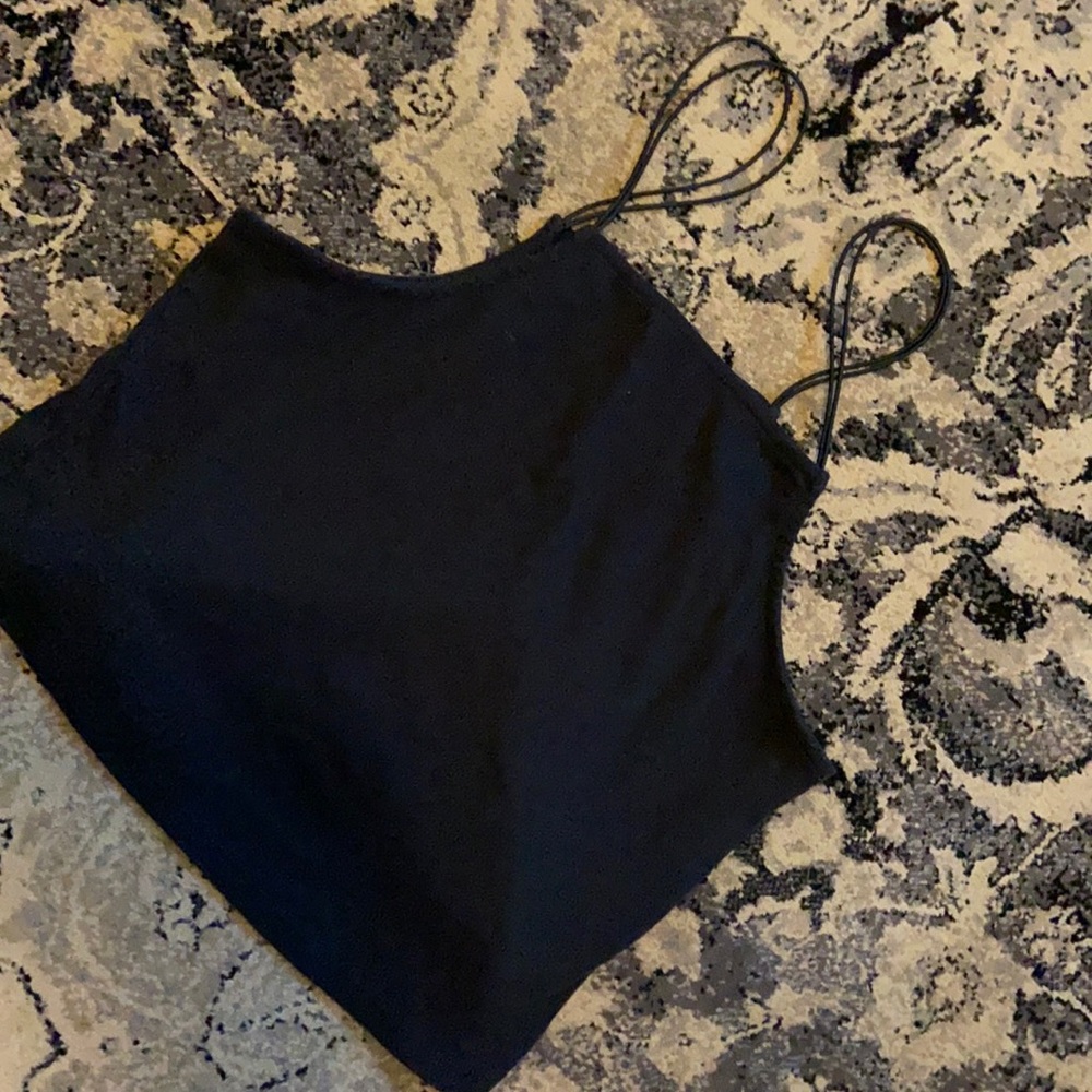 Black skinny strapped tank top